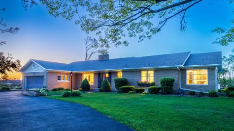 6 Marquette Lane Kankakee IL 60901