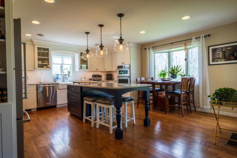 6 Marquette Lane Kankakee IL 60901
