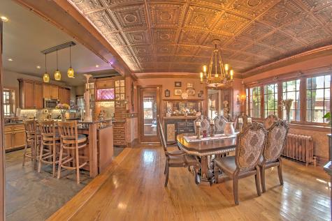 10127 South Hoyne Avenue Chicago IL 60643