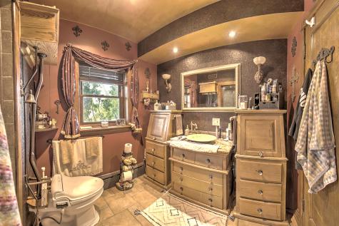 10127 South Hoyne Avenue Chicago IL 60643