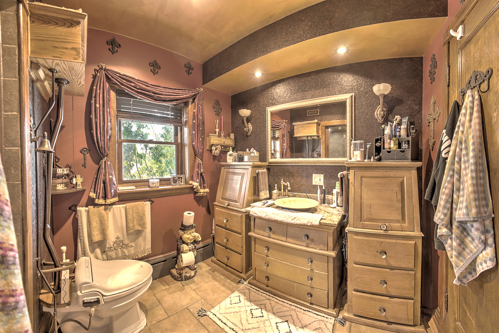 10127 South Hoyne Avenue Chicago IL 60643