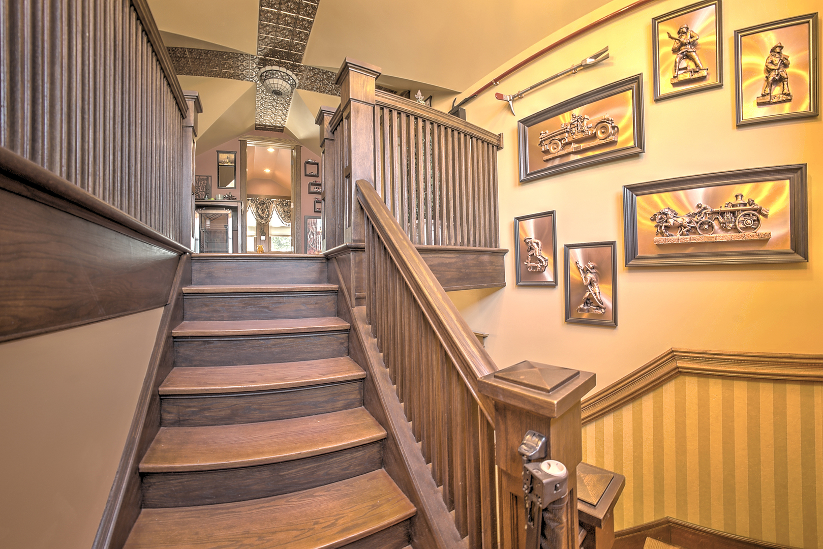 10127 South Hoyne Avenue Chicago IL 60643