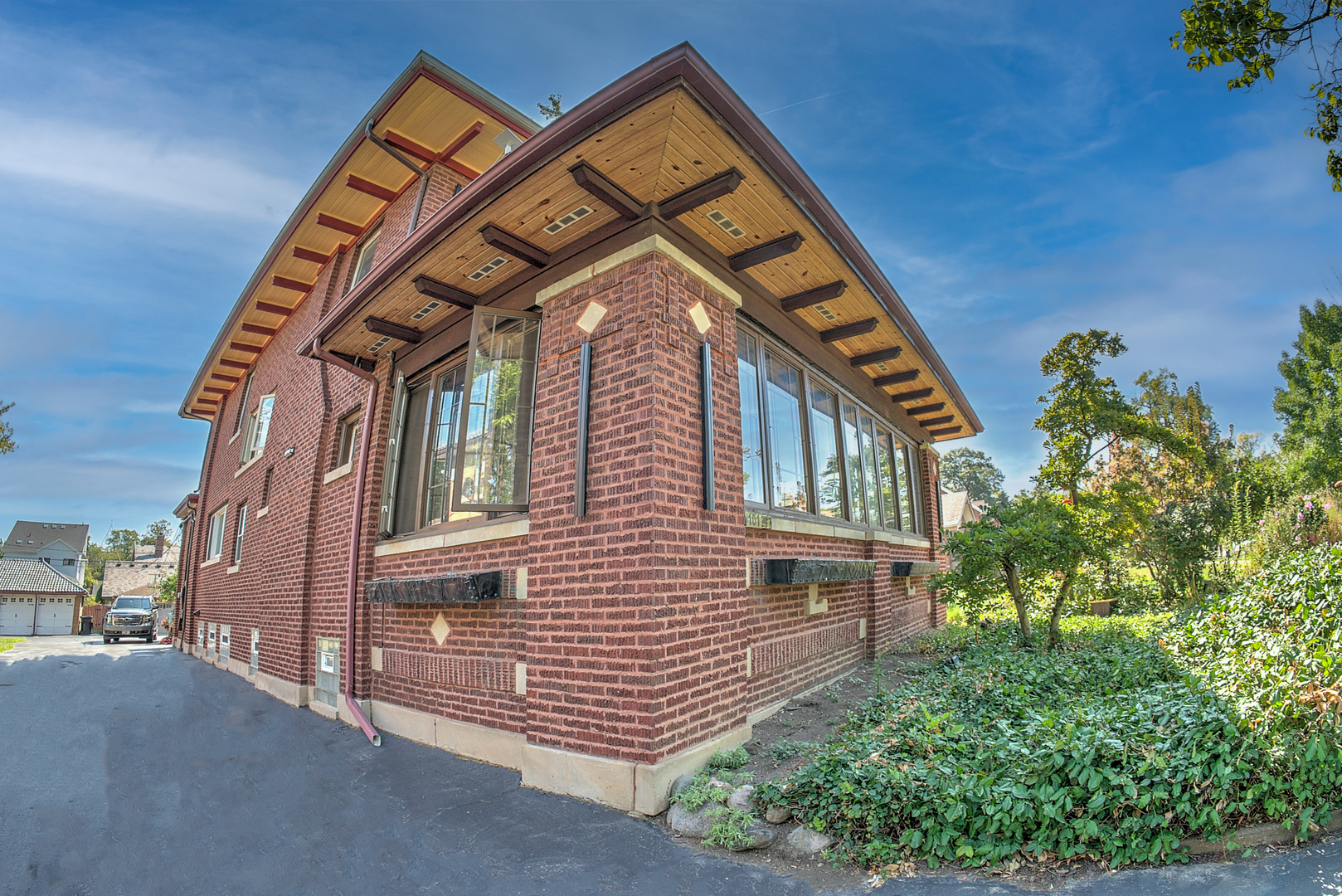 10127 South Hoyne Avenue Chicago IL 60643