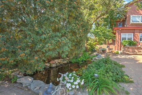 10127 South Hoyne Avenue Chicago IL 60643