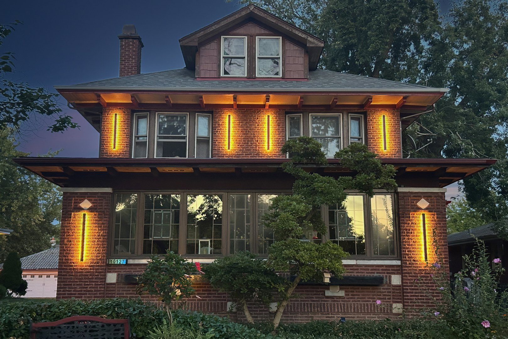 10127 South Hoyne Avenue Chicago IL 60643