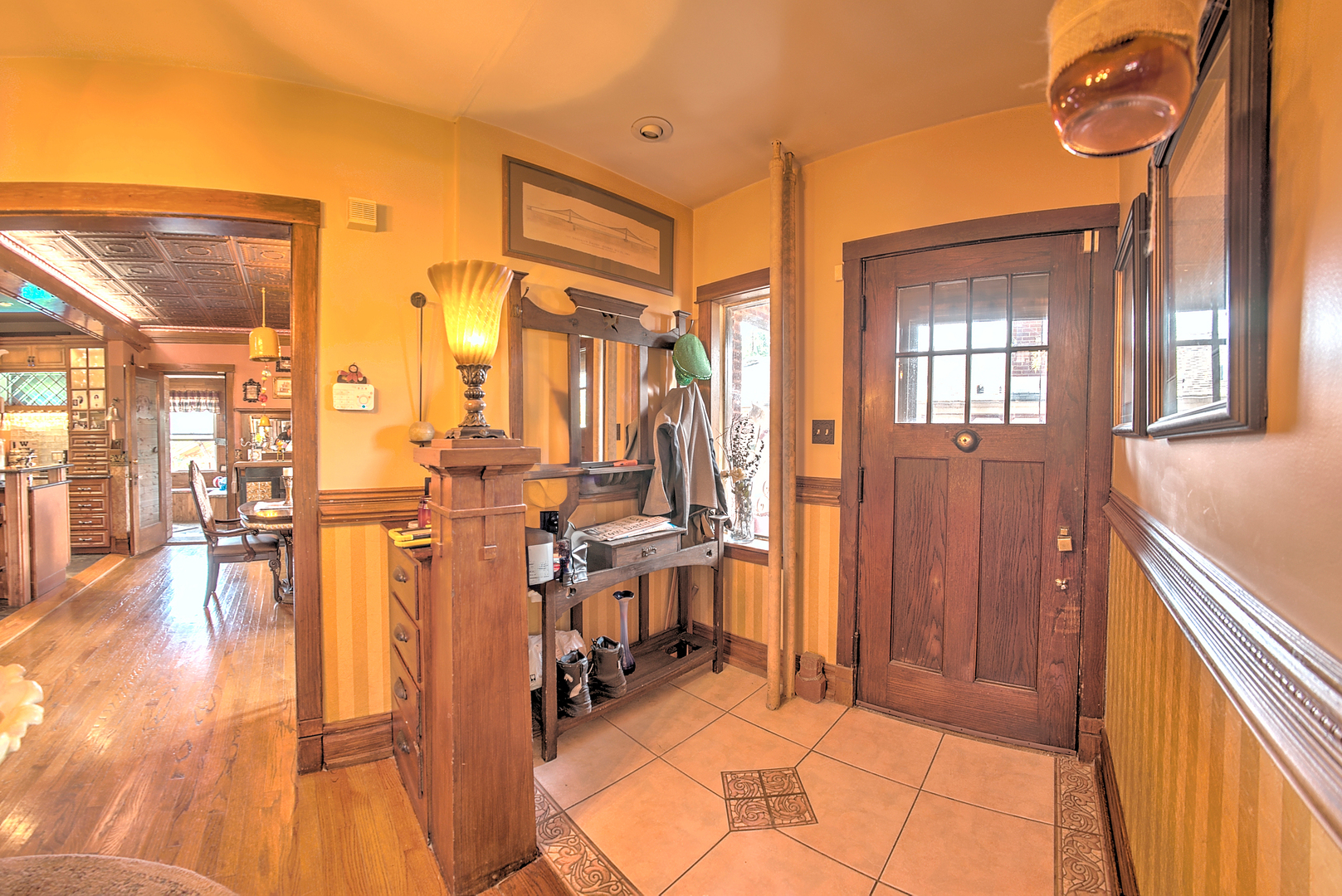 10127 South Hoyne Avenue Chicago IL 60643