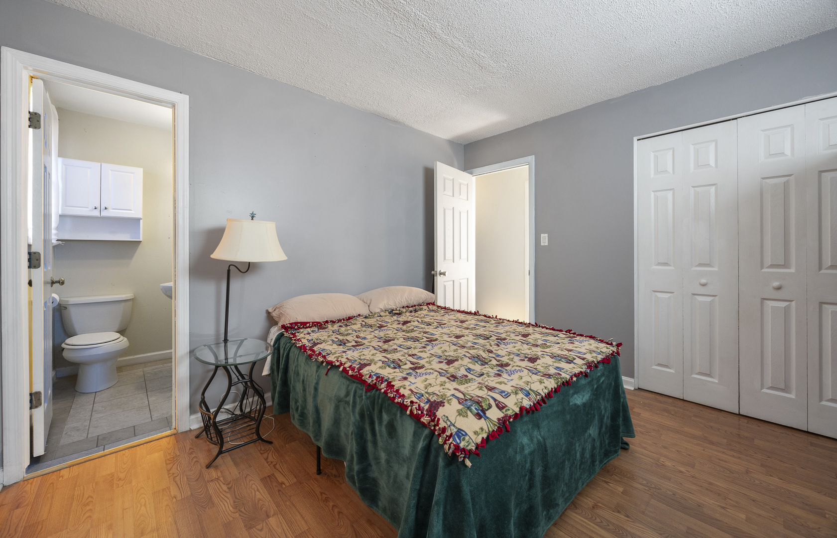 411 Arrowhead Trail Carol Stream IL 60188