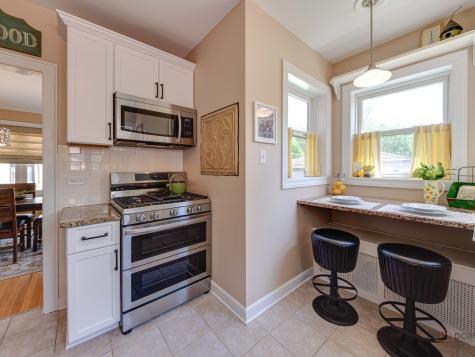 805 South Mitchell Avenue Arlington Heights IL 60005