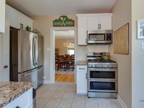 805 South Mitchell Avenue Arlington Heights IL 60005