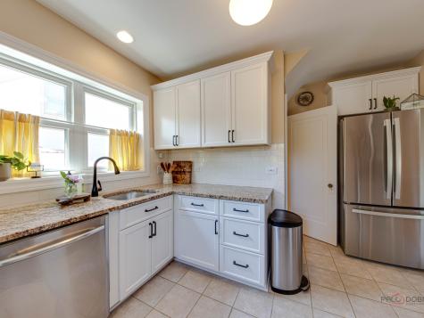805 South Mitchell Avenue Arlington Heights IL 60005
