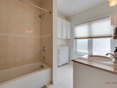 805 South Mitchell Avenue Arlington Heights IL 60005