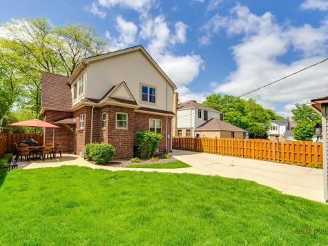 805 South Mitchell Avenue Arlington Heights IL 60005