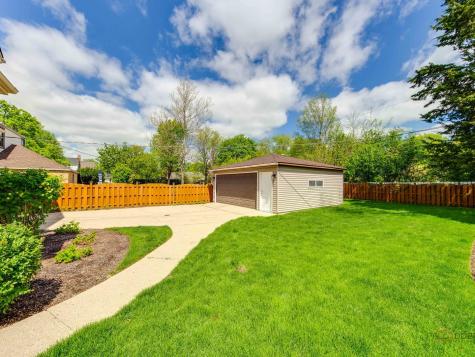 805 South Mitchell Avenue Arlington Heights IL 60005