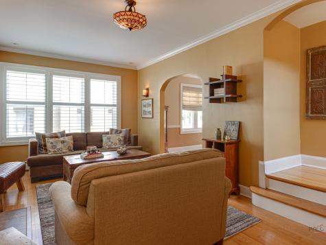 805 South Mitchell Avenue Arlington Heights IL 60005