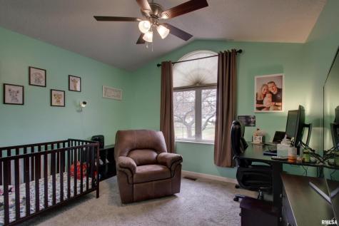 3012 Bluff Ridge Drive Quincy IL 62305