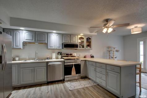 3012 Bluff Ridge Drive Quincy IL 62305