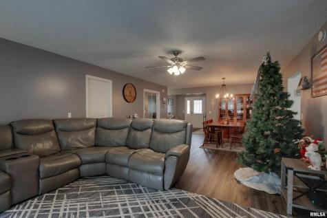 3012 Bluff Ridge Drive Quincy IL 62305