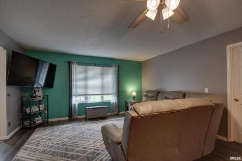 3012 Bluff Ridge Drive Quincy IL 62305