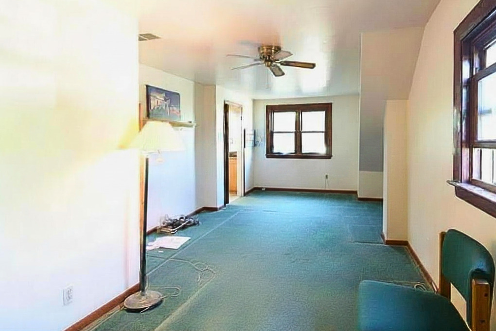 8502 Parkview Avenue Brookfield IL 60513