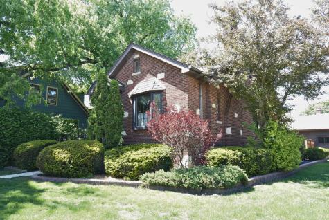 8502 Parkview Avenue Brookfield IL 60513