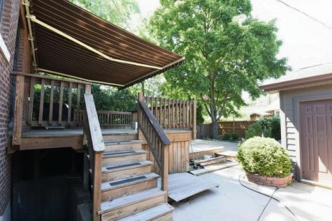 8502 Parkview Avenue Brookfield IL 60513