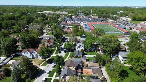 8502 Parkview Avenue Brookfield IL 60513