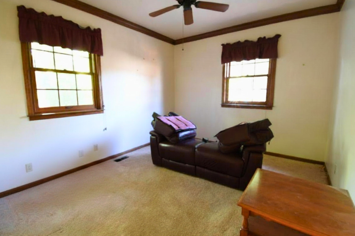 8502 Parkview Avenue Brookfield IL 60513