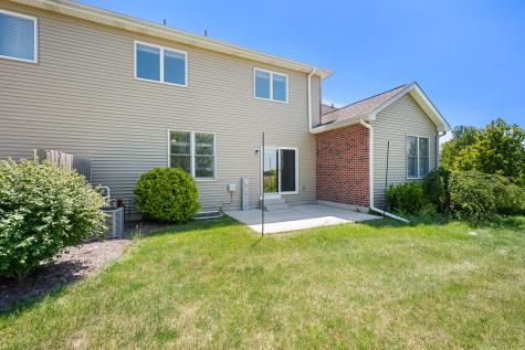 3705 Green Tree Lane Dekalb IL 60115