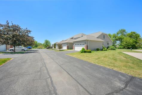 3705 Green Tree Lane Dekalb IL 60115