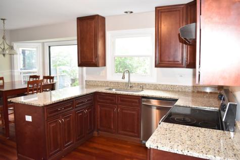 175 Hilltop Avenue Barrington IL 60010