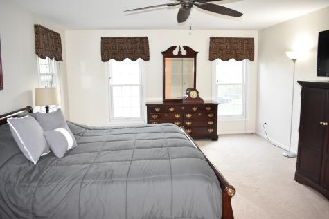 175 Hilltop Avenue Barrington IL 60010