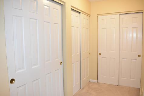 175 Hilltop Avenue Barrington IL 60010