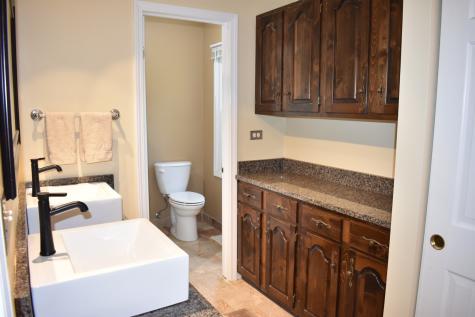 175 Hilltop Avenue Barrington IL 60010