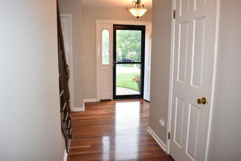 175 Hilltop Avenue Barrington IL 60010