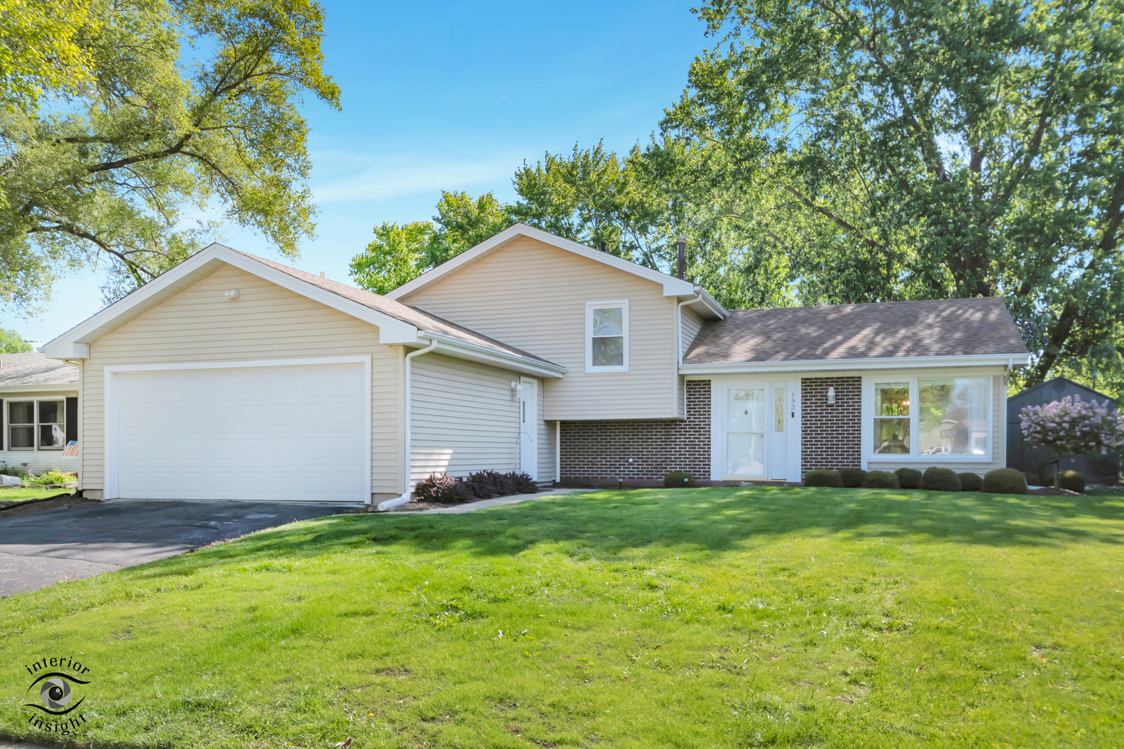 193 Grant Drive Bolingbrook IL 60440
