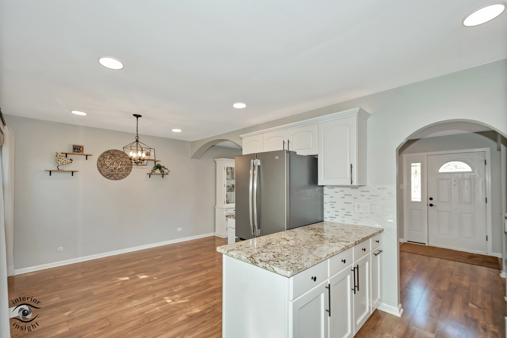 193 Grant Drive Bolingbrook IL 60440