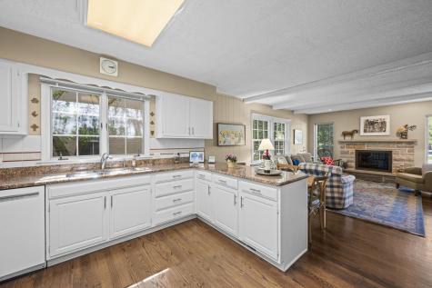 512 South Bristol Lane Arlington Heights IL 60005