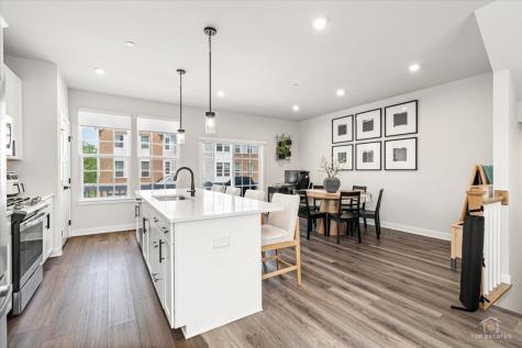 197 Canterbury Way Lake Zurich IL 60047
