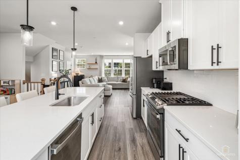 197 Canterbury Way Lake Zurich IL 60047