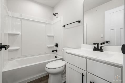 197 Canterbury Way Lake Zurich IL 60047