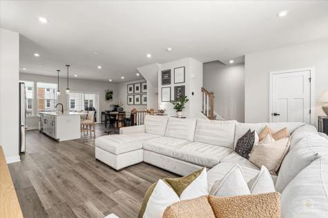 197 Canterbury Way Lake Zurich IL 60047