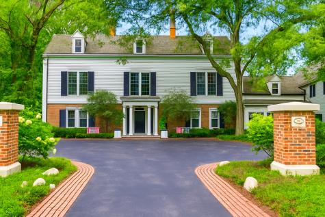 62 Woodley Road Winnetka IL 60093