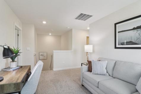 1764 Stable Lane Aurora IL 60503