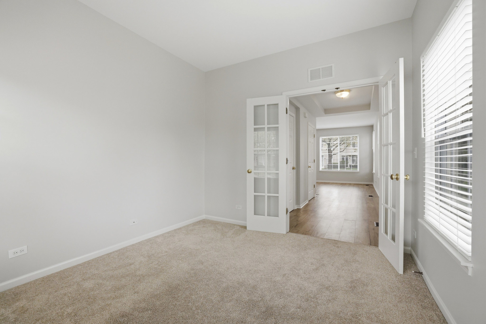 2246 Pembridge Drive Lake In The Hills IL 60156