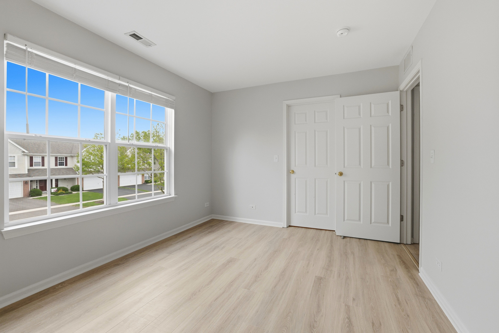 2246 Pembridge Drive Lake In The Hills IL 60156