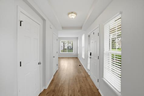 2246 Pembridge Drive Lake In The Hills IL 60156