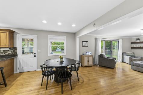 756 Oakwood Drive Frankfort IL 60423