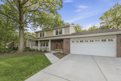 756 Oakwood Drive Frankfort IL 60423