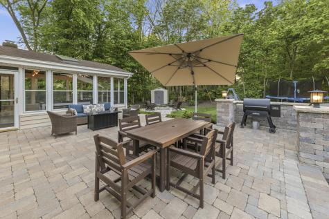 756 Oakwood Drive Frankfort IL 60423