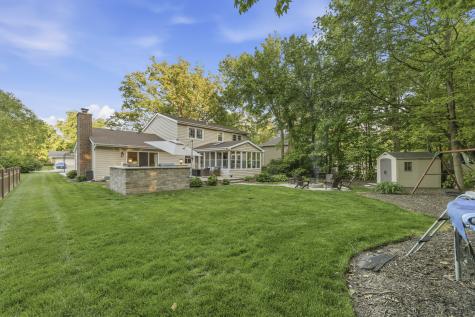 756 Oakwood Drive Frankfort IL 60423